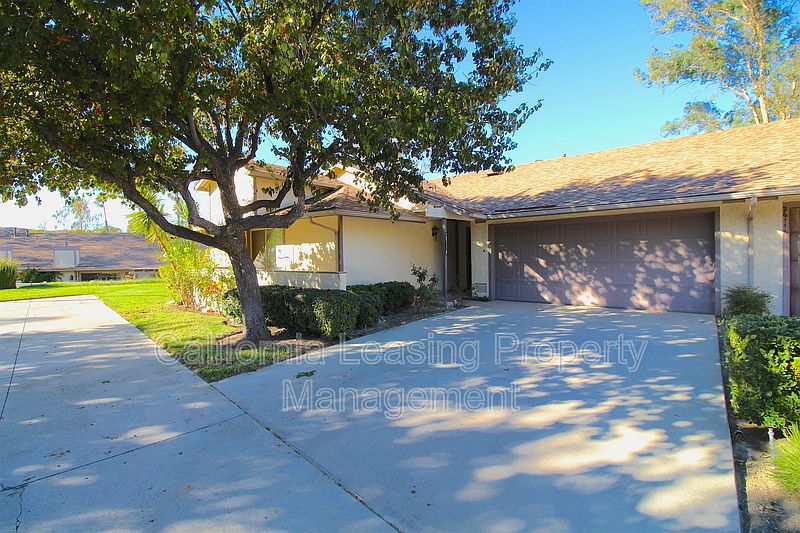 1st image of 26118 Rainbow Glen Dr