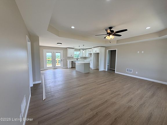 4th image of 231 New Orleans Ct