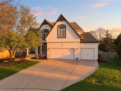 16216 Ash St, Overland Park, KS, 66085