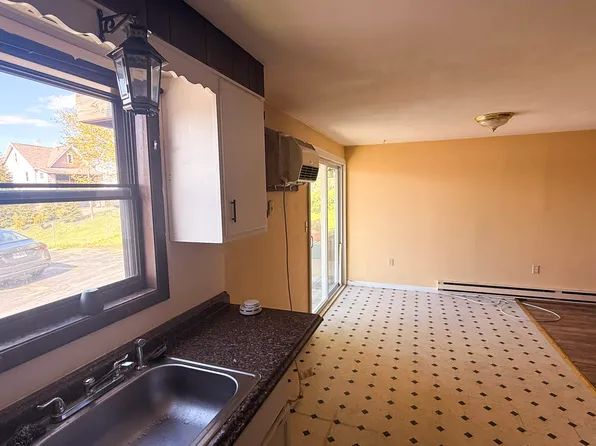 7 Maria Mnr APT 2, Binghamton, NY 13903