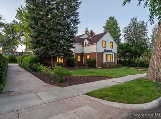1206 W 32nd St, Cheyenne, WY 82001