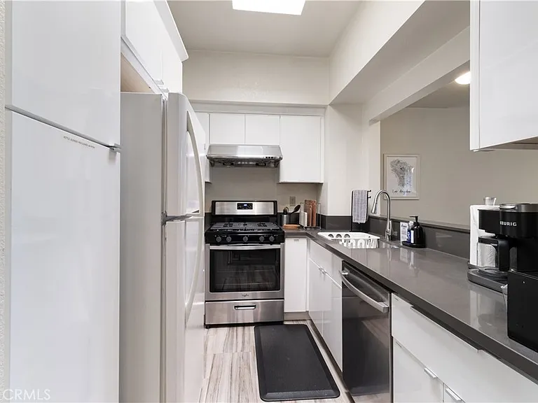 801 S 2nd St #4 — Photo 11