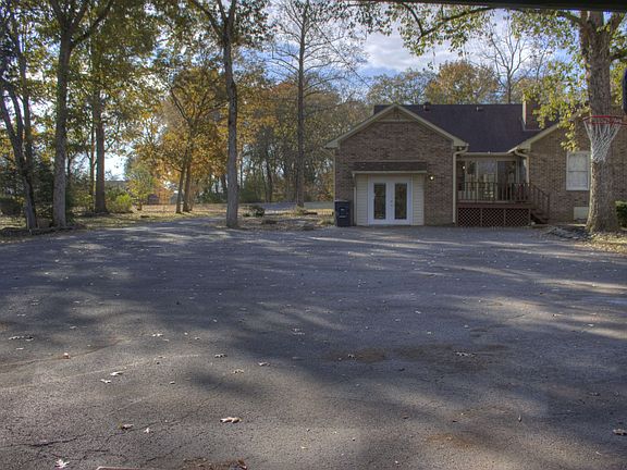 5th image of 5046 Willowbend Dr