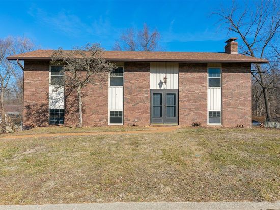 210 Coral Dr Collinsville Il 62234 Zillow