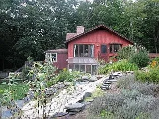 Building Photo - 74 Long Hill Rd