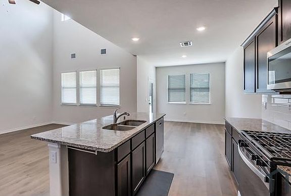 2nd image of 7216 Headingham Way