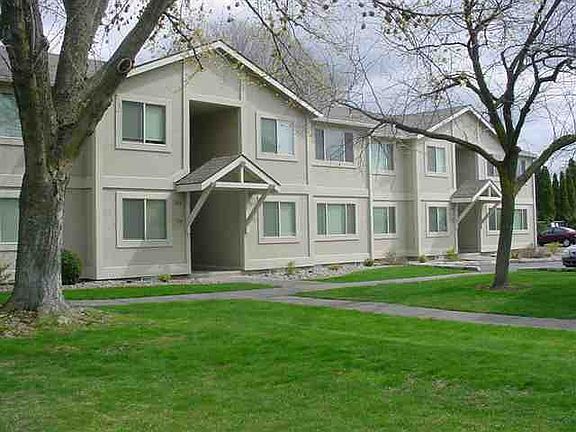 2nd image of 1928 J St APT 203