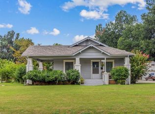 1028 S 16th St, Chickasha, OK 73018