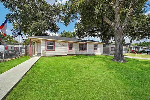 8041 Howard Dr Photo 1 8041 Howard Dr Photo 1