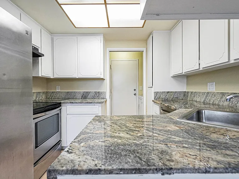 24054 La Paz Way — Photo 17