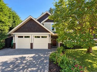 3975 Rechsteiner Rd, Saanich, BC V8P0A4