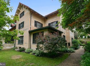 805 W University Pkwy, Baltimore, MD 21210