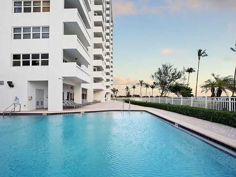 2100 S Ocean Dr #16F — Photo 42