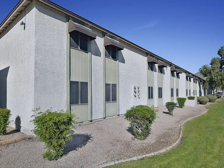 Windrose Villas Apartments — Photo 15