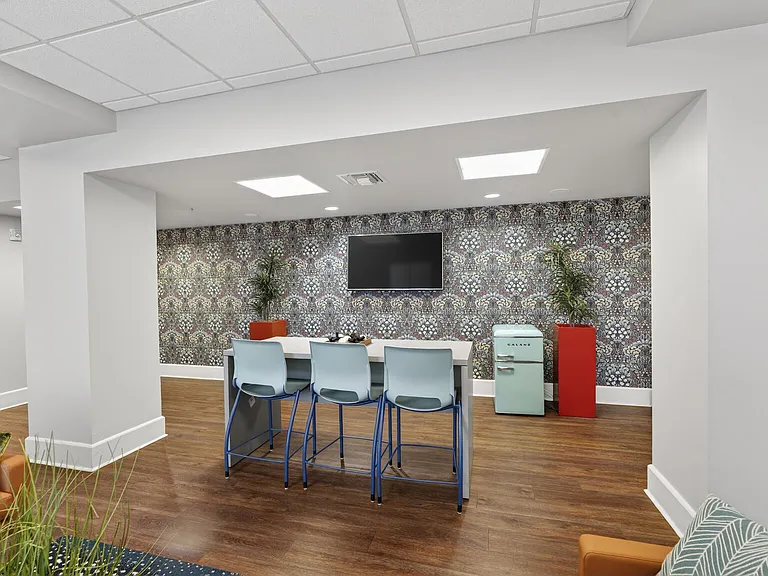 Hibernia Tower Apartments — Photo 35