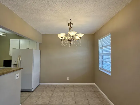 286 Norwich L, West Palm Beach, FL 33417