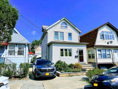 137-39 Kalmia Ave #1, Flushing, NY, 11355