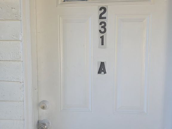 3rd image of 231 Little St #A