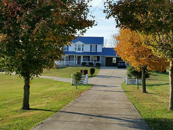 Driveway from Roundtop Road