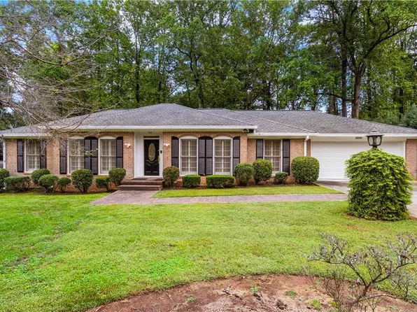 5291 Saffron Dr, Dunwoody, GA 30338