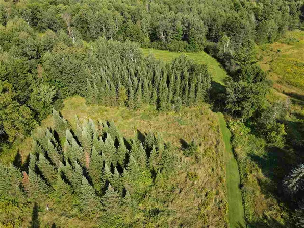 1260 N 8th St, Medford, WI 54451