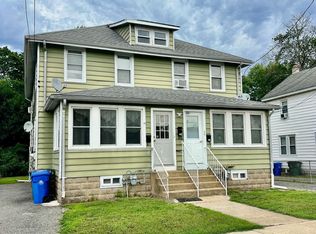 25 College Ave #B, Glassboro, NJ 08028