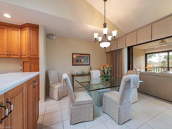 3rd image of 764 Eagle Creek Dr APT 302