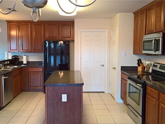 5th image of 5504 Parkplace Dr