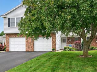 54 Flower Dale Cir, Rochester, NY 14626