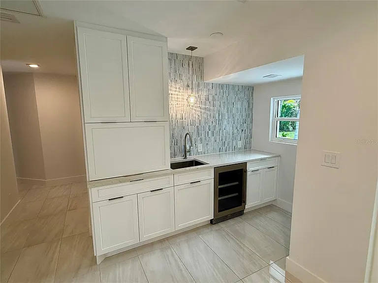 1359 Harbor Dr — Photo 14