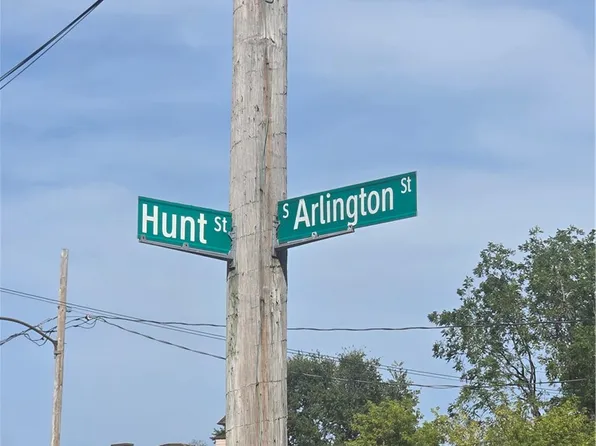 969 Hunt St, Akron, OH 44306