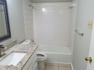 906 Fairbanks Cir #906, Duncanville, TX 75137