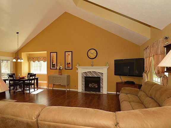 3rd image of 27820 N Easy St