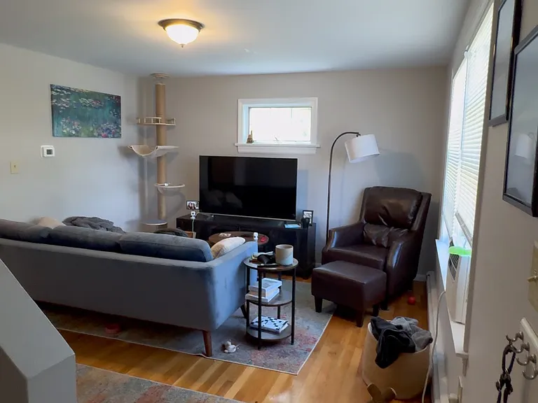 31 Myrtle St — Photo 12