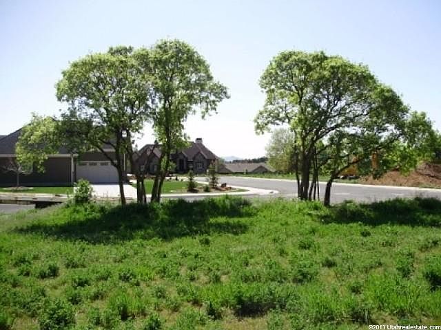 2nd image of 904 Fence Post Rd