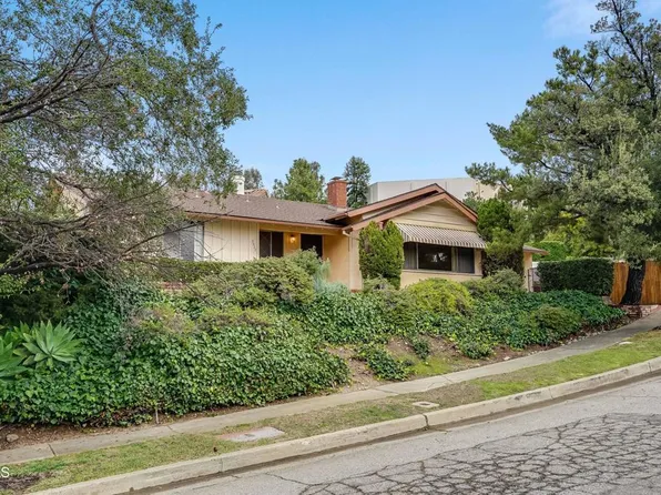 9511 Mina Rica Dr, Tujunga, CA 91042