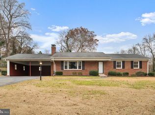 19227 Cardinal Heights Rd, Triangle, VA 22172