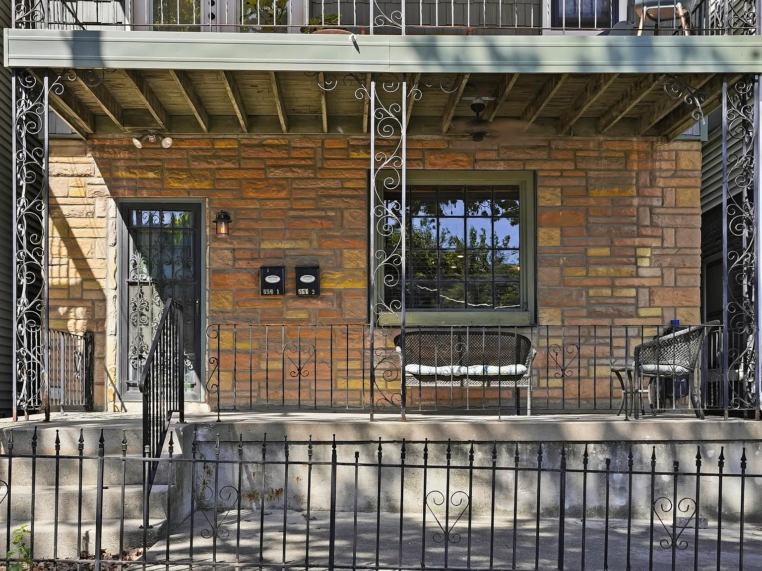 2 bed, 1000 sqft, $1,700 — Photo 2