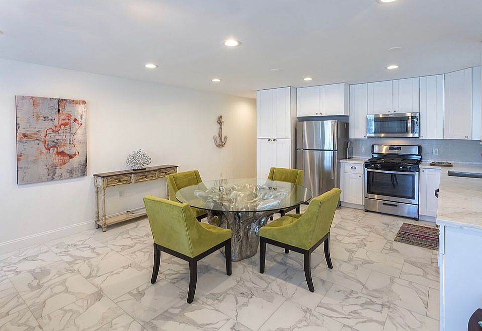 Spacious living 