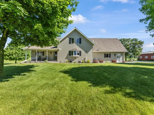 W2336 Bakertown DRIVE, Sullivan, WI 53178