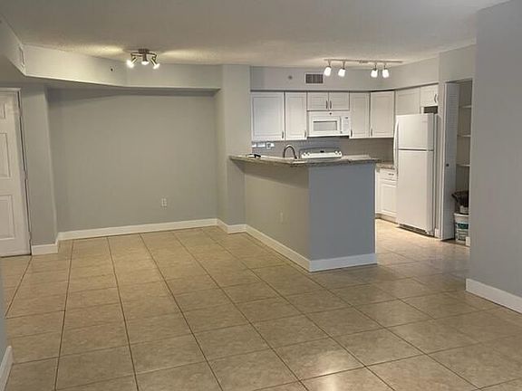5th image of 7888 Sonoma Springs Cir APT 105