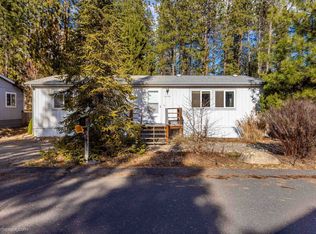 3103 E Vicksburg Ln, Mead, WA 99021