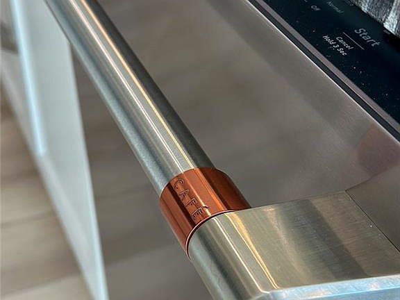 5th image of 107 William Storrs Rd