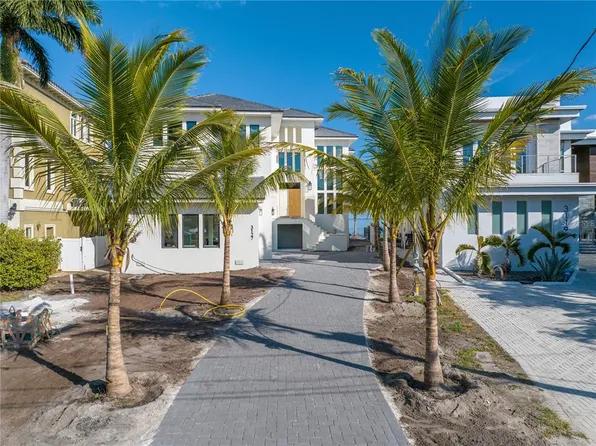 3127 Bayshore Blvd NE, Saint Petersburg, FL 33703