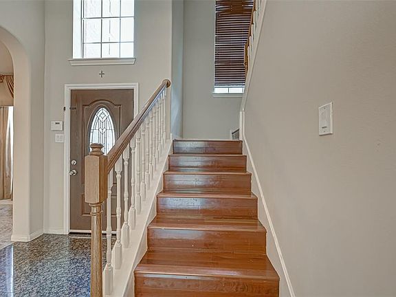 4th image of 16338 Mellow Oaks Ln