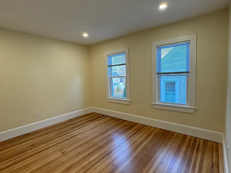 35 George St #2 — Photo 19