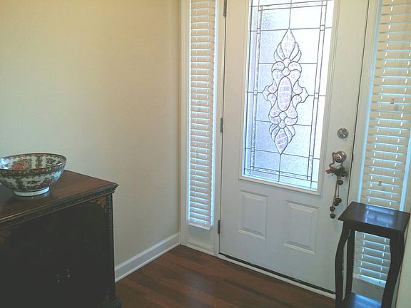 FOYER AND FRONT DOOR