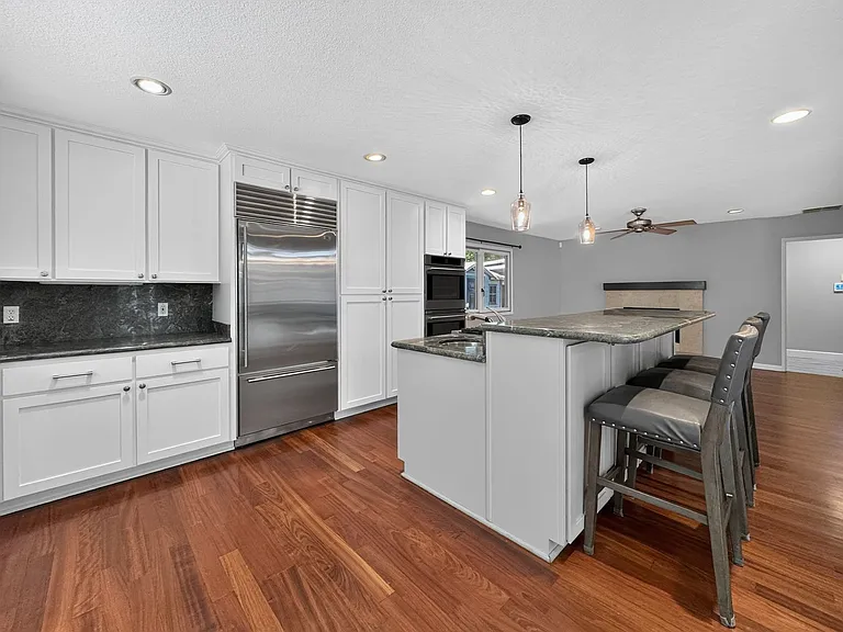1 Kirkcrest Ct — Photo 12