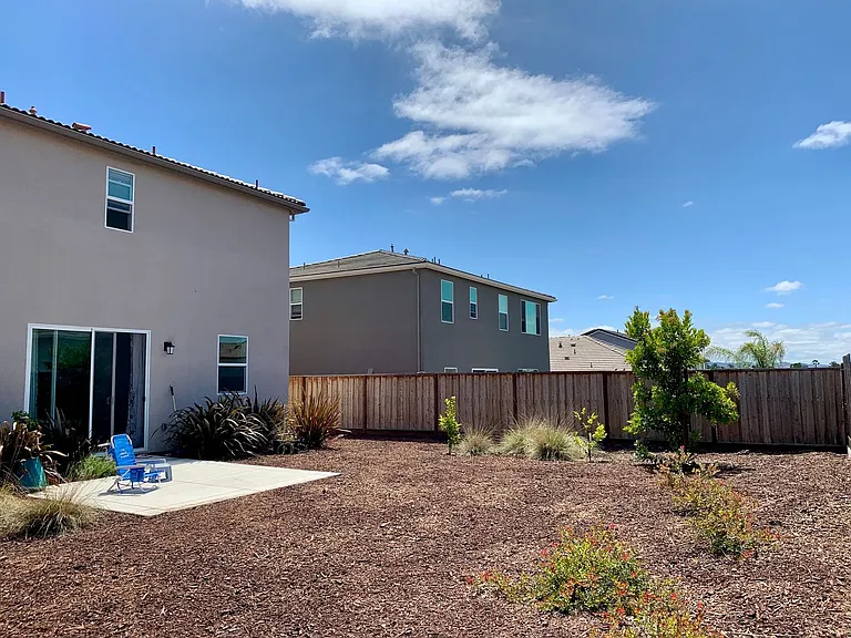 2050 Brighton Dr — Photo 34