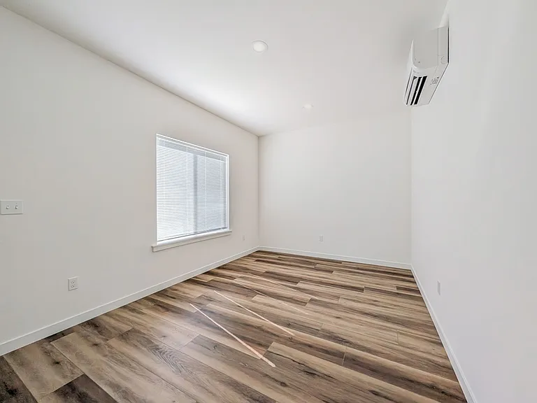 1525 114th St NE — Photo 6